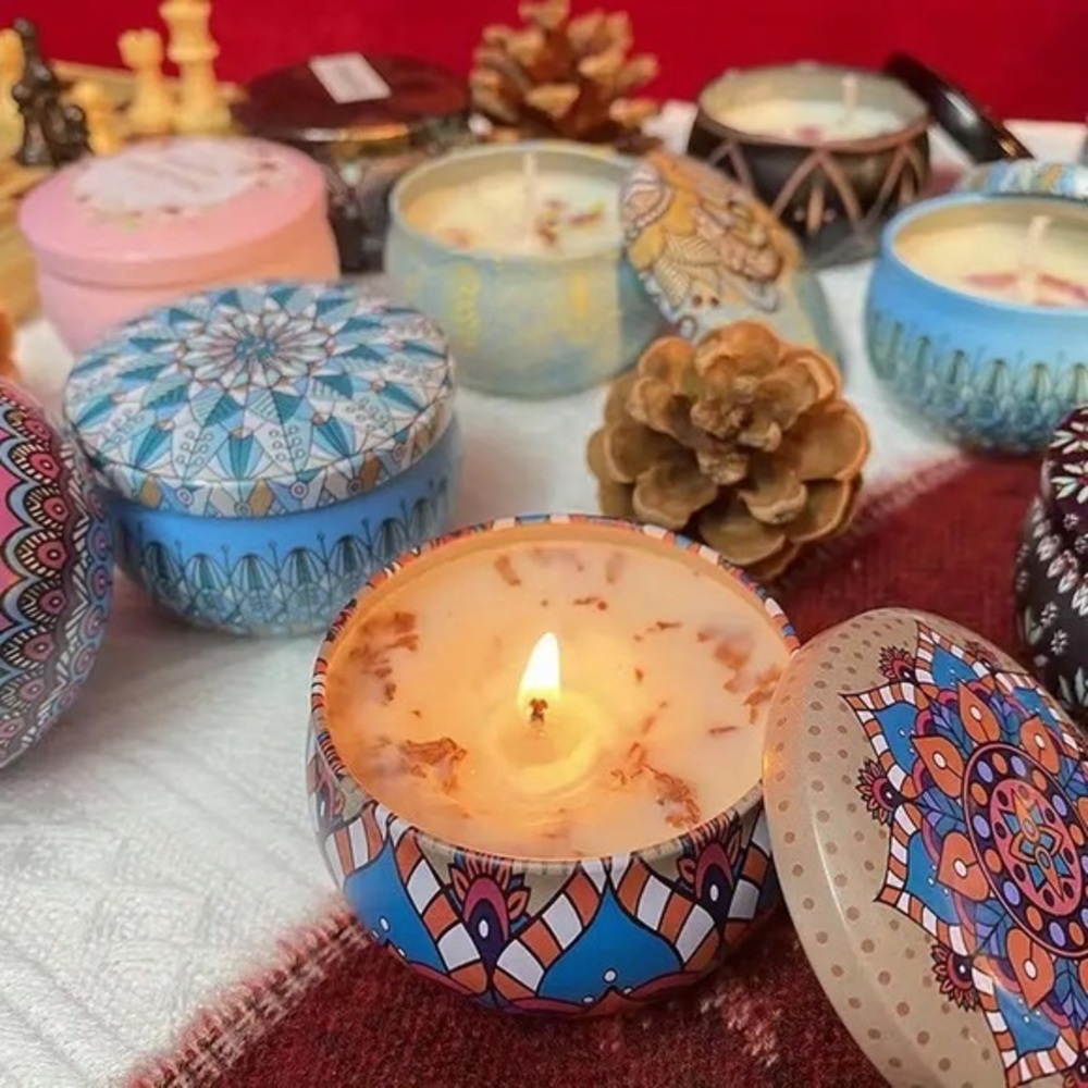 4 Soy Candle Gift Set in Box  2.5 oz Candles with Dried Flowers - NIB